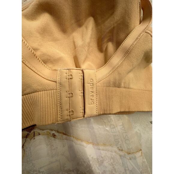 New Read! BRAVADO DESIGNS Butterscotch Everyday Sculpt Maternity Bra size: S - Picture 8 of 9